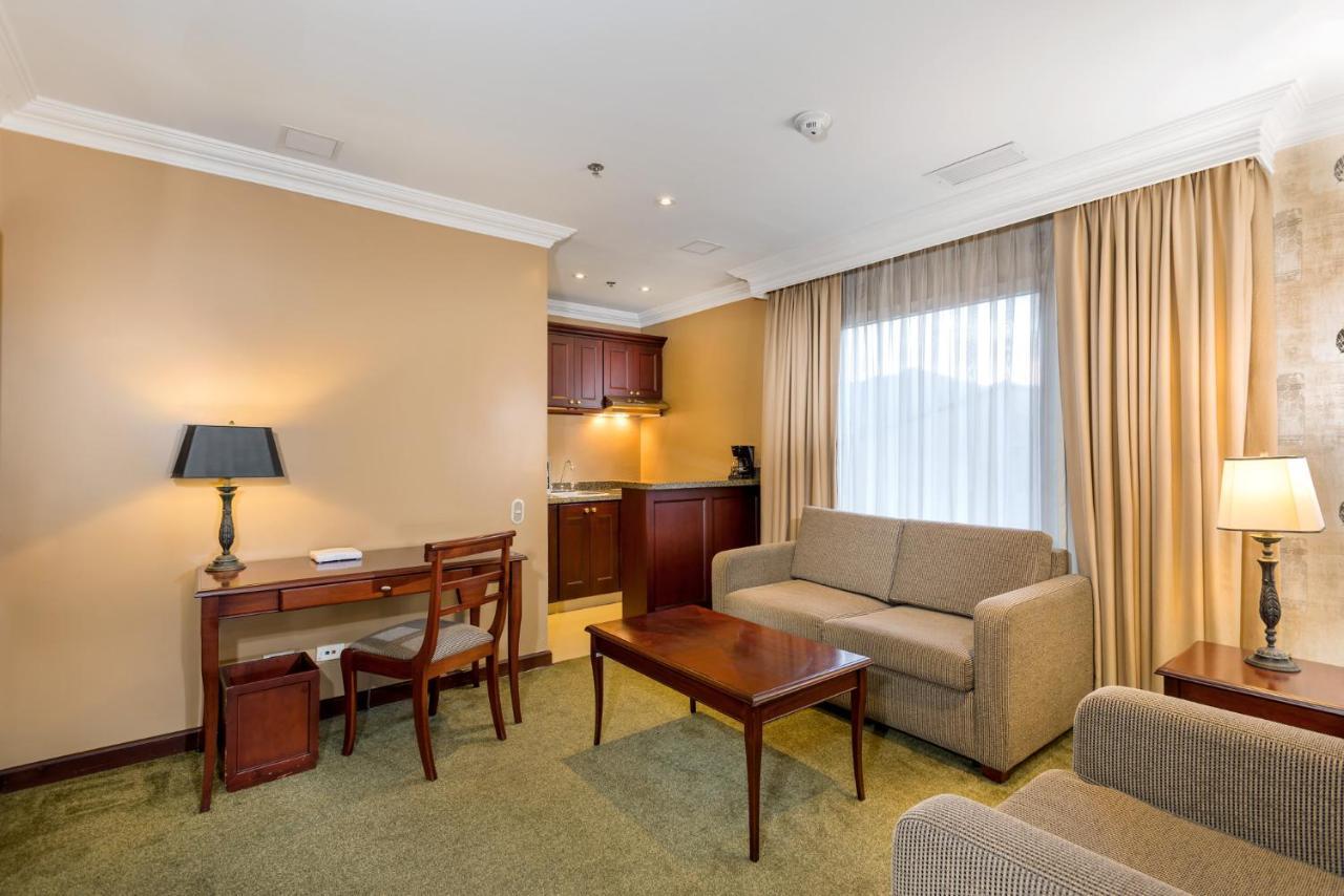 Apartamentos Dann Богота Екстериор снимка