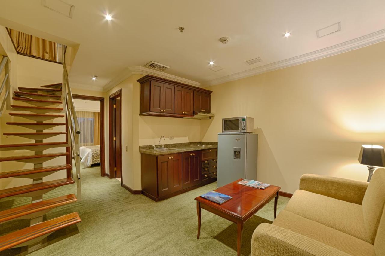 Apartamentos Dann Богота Екстериор снимка